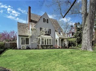 3162 Huntington Rd, Shaker Heights, OH 44120