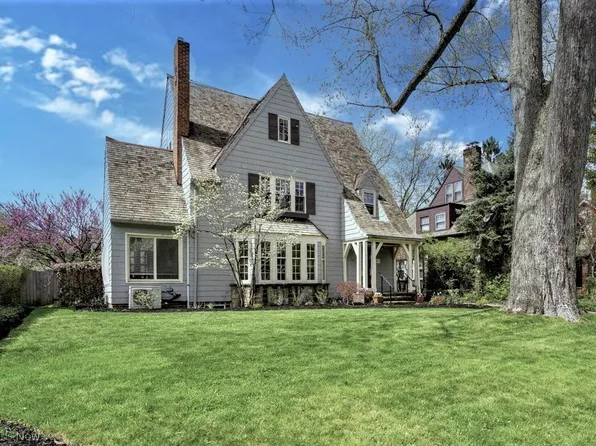 3162 Huntington Rd, Shaker Heights, OH 44120