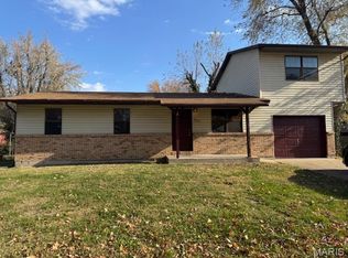 2011 Maple Tree Ln, Cahokia, IL 62206