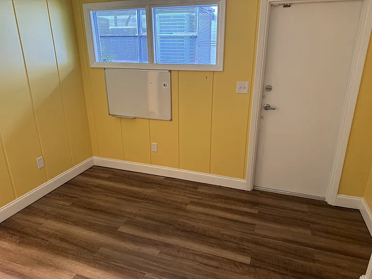 413 Vardry St #2A — Photo 8
