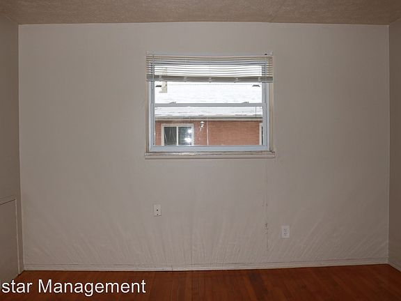 3rd image of 23921 Banbury Cir APT 3