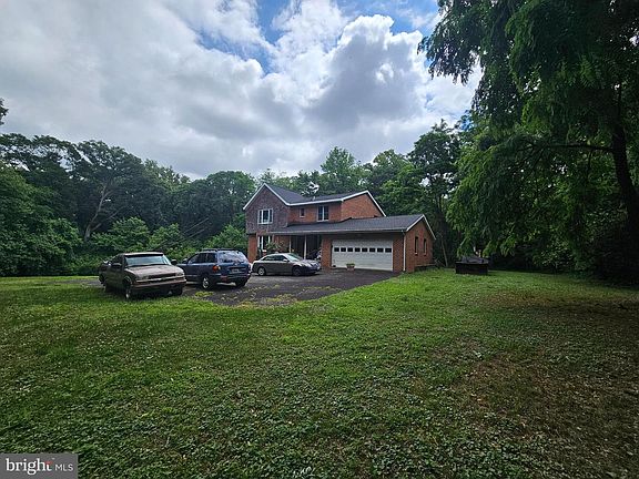 2nd image of 10406 Livingston Rd