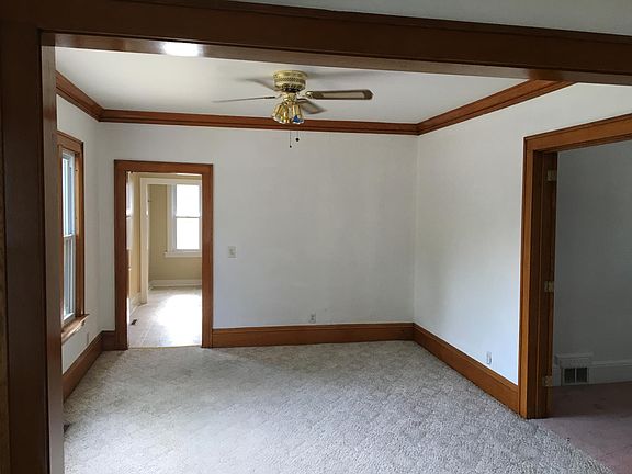 2nd image of 401 Morgan Ave N #1