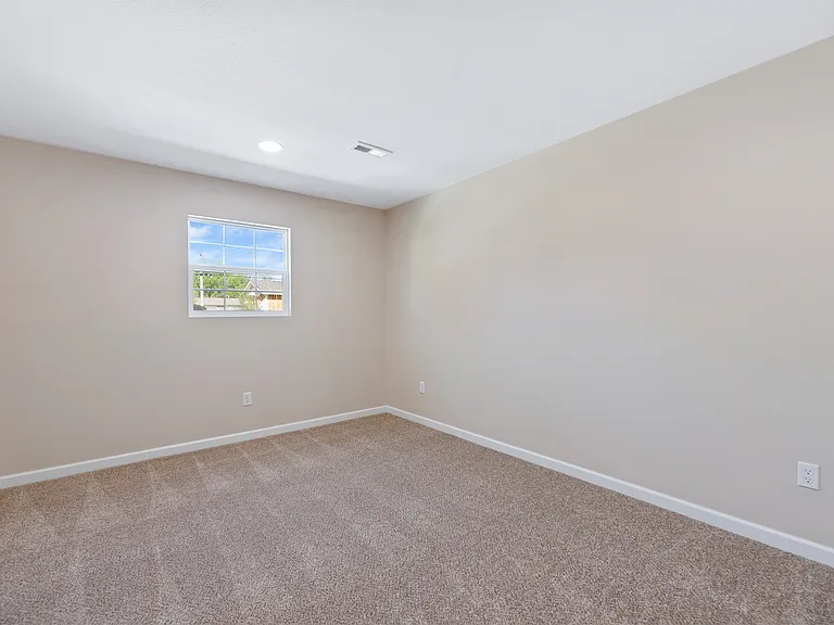 821 N Clara St — Photo 22
