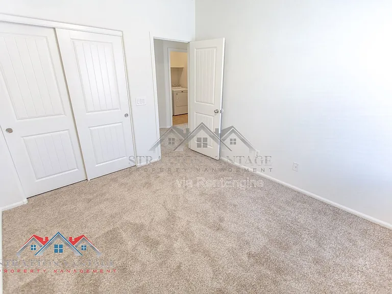 9096 N 97th Dr — Photo 27