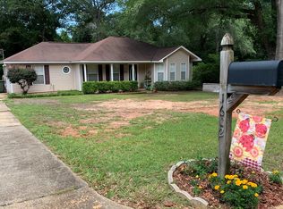 1602 Stowers Dr, Dothan, AL 36305