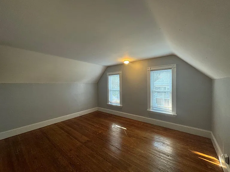14 Bay State Ave — Photo 23