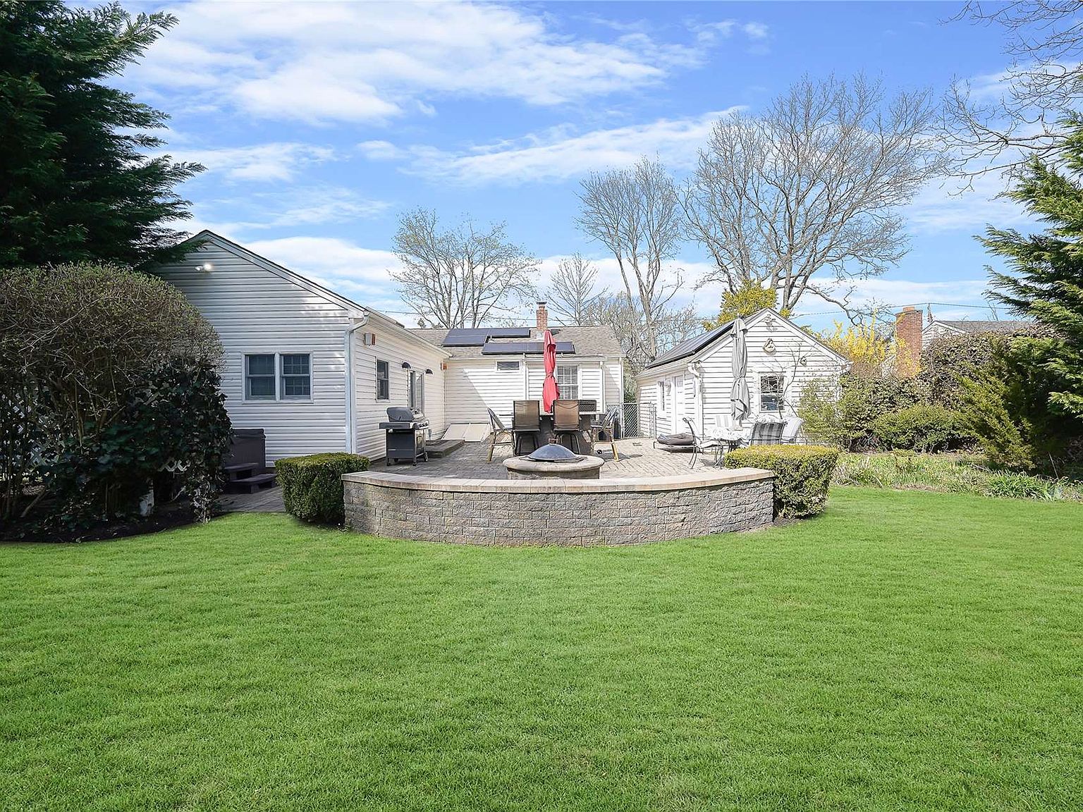 89 Country Club Road, Bellport, NY 11713 Zillow