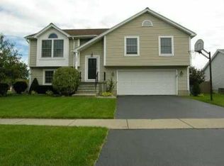 193 Warner Rd, Depew, NY 14043