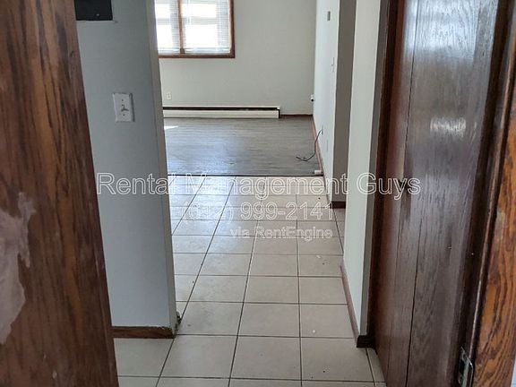 3rd image of 3841 Thomas Ave N #2