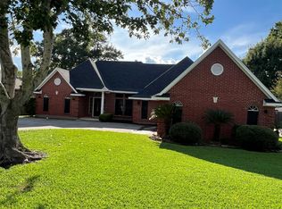 5246 Lakeshore Dr, Willis, TX 77318