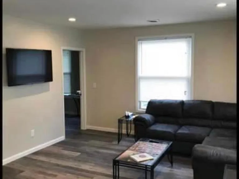 99 Chapin St #1 — Photo 4
