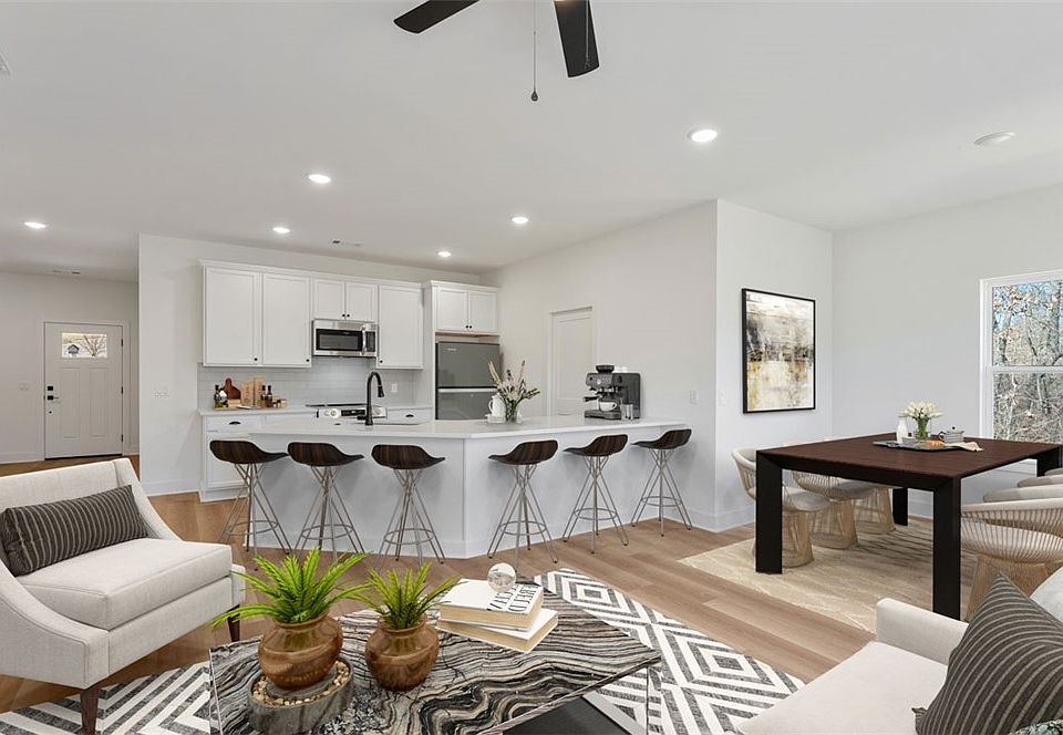 1st image of 41 Argyll Dr