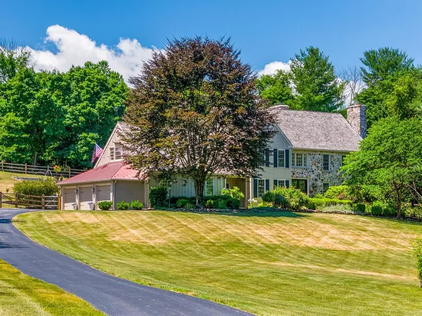 103 Houndstooth Cir, Chester Springs, PA 19425