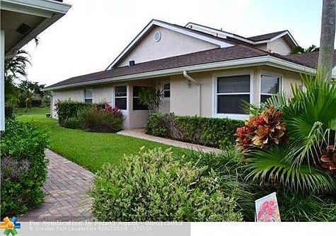 1st image of 5074 W Lakes Dr #5074