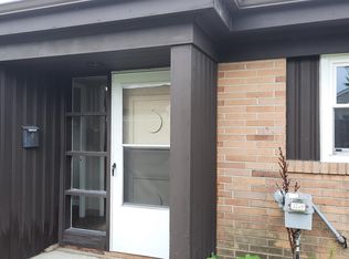 2707 Harwick Dr, Lansing, MI 48917