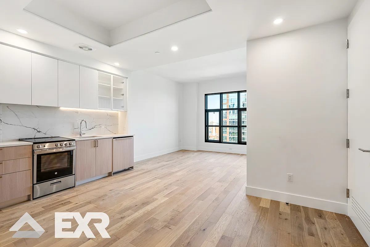 Building Photo - 69 Adams St #19D