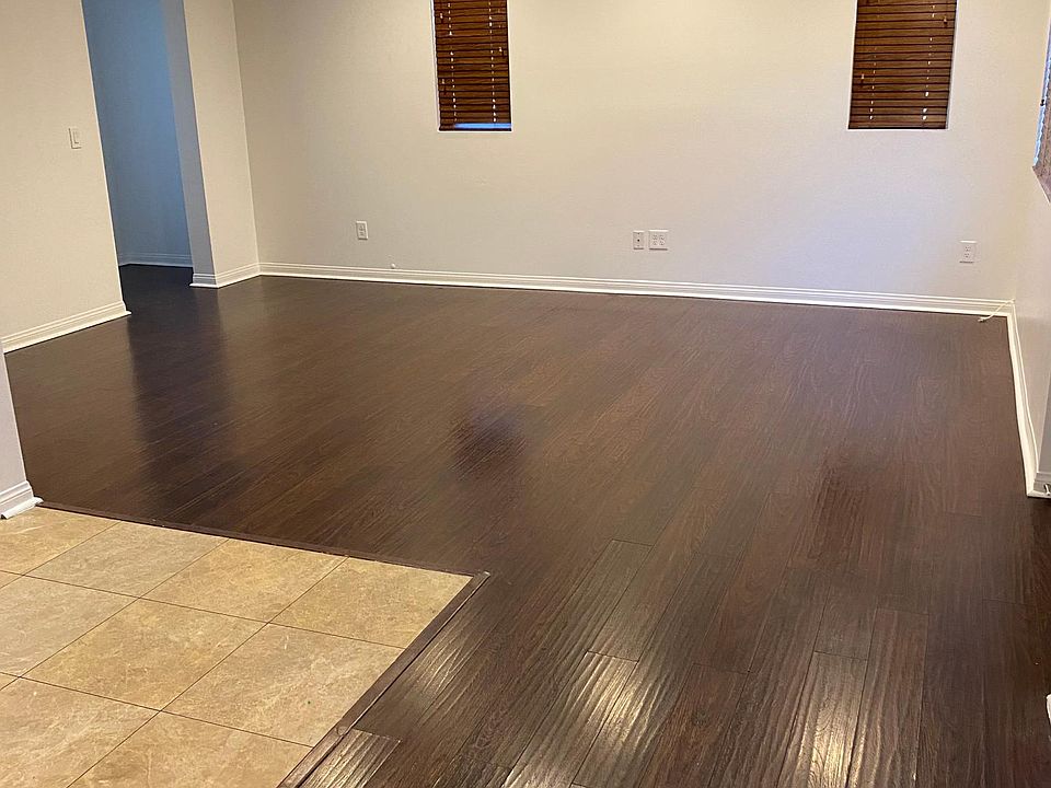 1st image of 24442 Dracaea Ave