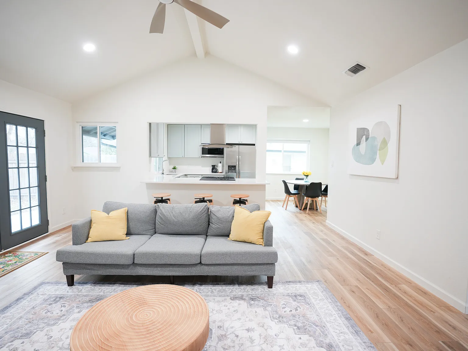 Aldford Dr, Austin — Photo 2