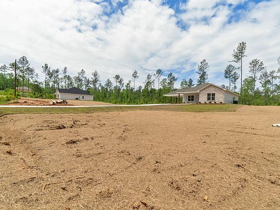 2nd image of 61 Noel Townsend Rd