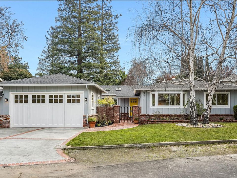 1st image of 951 Shauna Ln