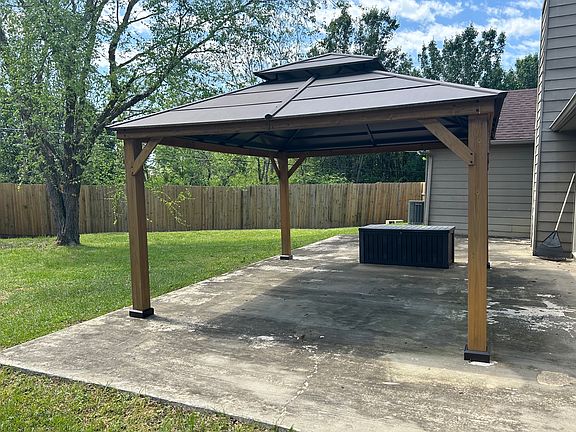 4th image of 6495 Saddleback Cir