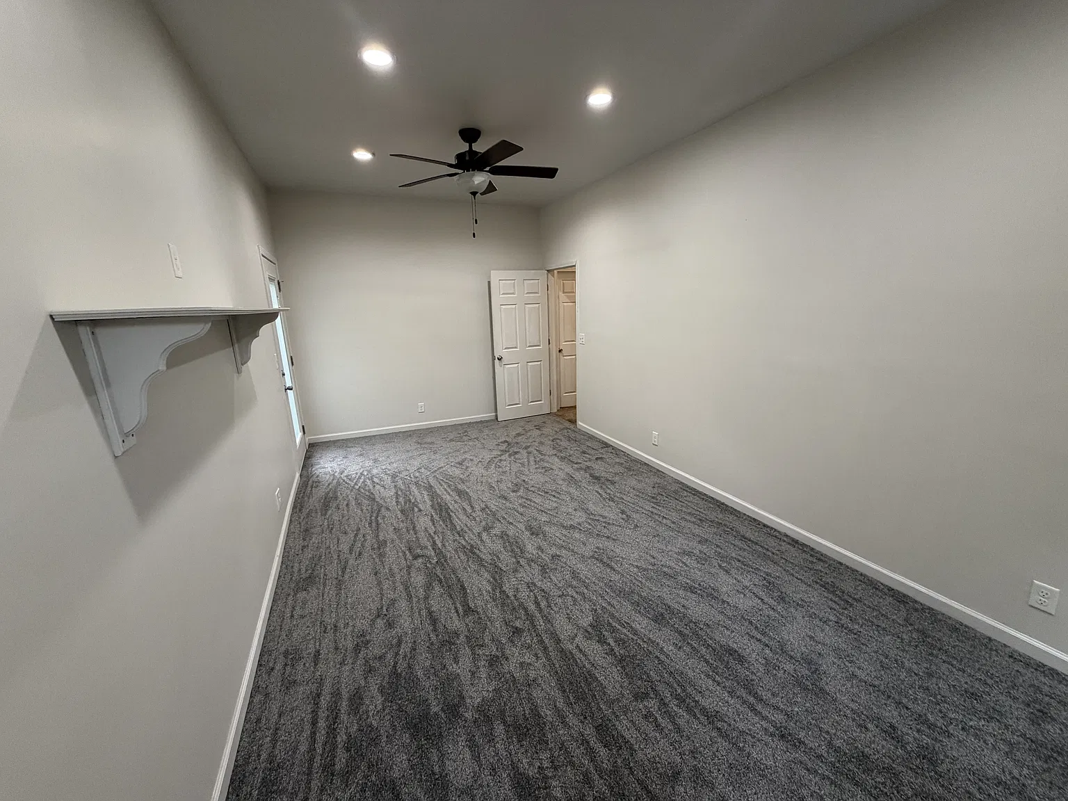 2214 Forest View Road - 1 — Photo 4