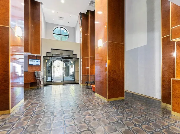 157 East 32nd Street image 14 of 16