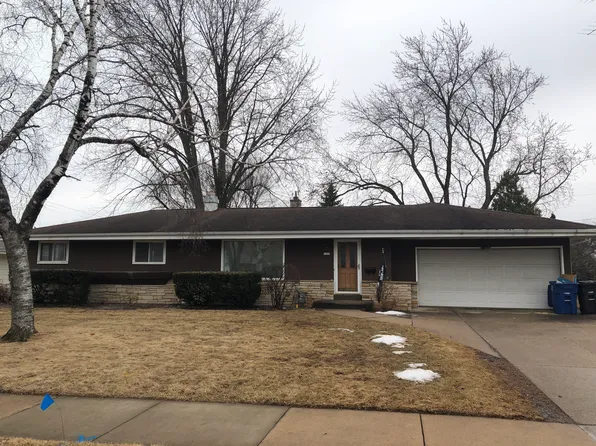 (undisclosed Address), Oshkosh, WI 54902