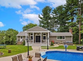 3 Barnsley Rd, Lynnfield, MA 01940