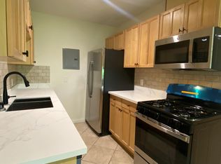 4410 Avocado St APT 8, Los Angeles, CA 90027