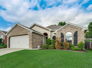 2317 Halladay Trl, Fort Worth, TX 76108