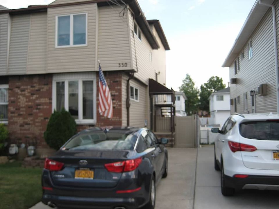 1st image of 330 Dongan Hills Ave