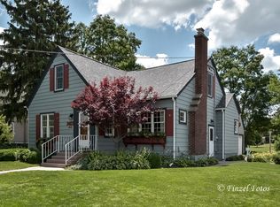 3413 Waukegan Rd, McHenry, IL 60050