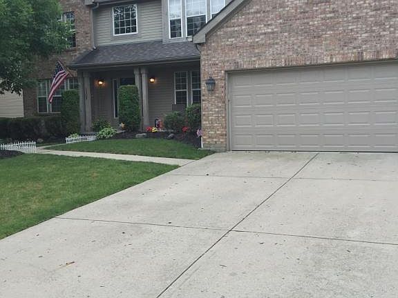2nd image of 1315 Great Hunter Ct