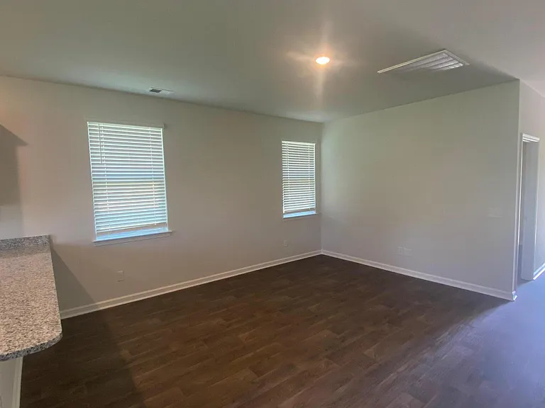 1064 Refuge Way — Photo 6