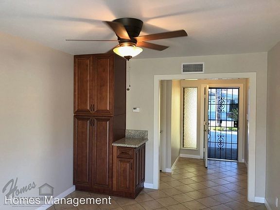 3rd image of 1310 Portola Ave