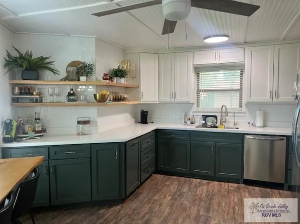 1400 Palm Valley Dr W APT 14, Harlingen, TX 78552