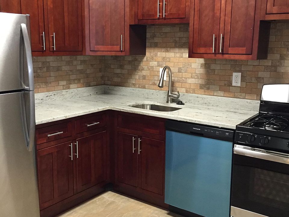 2nd image of 4330 Hartwick Rd APT 202