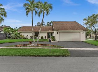 741 SW 100th Ter, Pembroke Pines, FL 33025