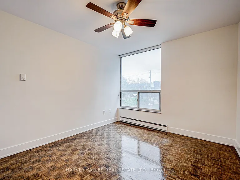 133 Erskine Ave #501 — Photo 9