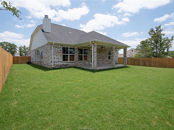 4th image of 2710 Wardford Way