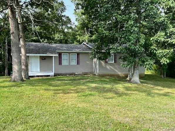 22660 W Veterans Memorial Pkwy, Warrenton, MO 63383