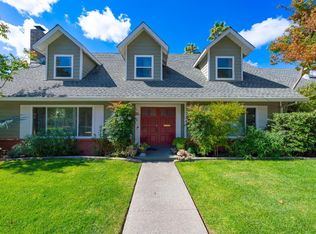 1926 E Foothill Dr, Santa Rosa, CA 95404