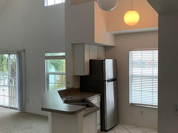 5th image of 9336 Lake Chase Island Way