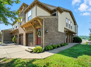 2349 Rolling Hills Dr, Covington, KY 41017