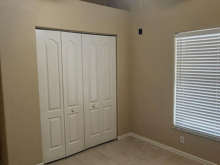 3800 Sunbeam Ct — Photo 20