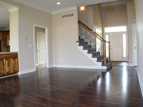 3rd image of 16102 Cattlemont Dr