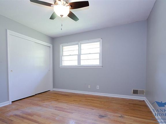 4th image of 106 Valley Rd