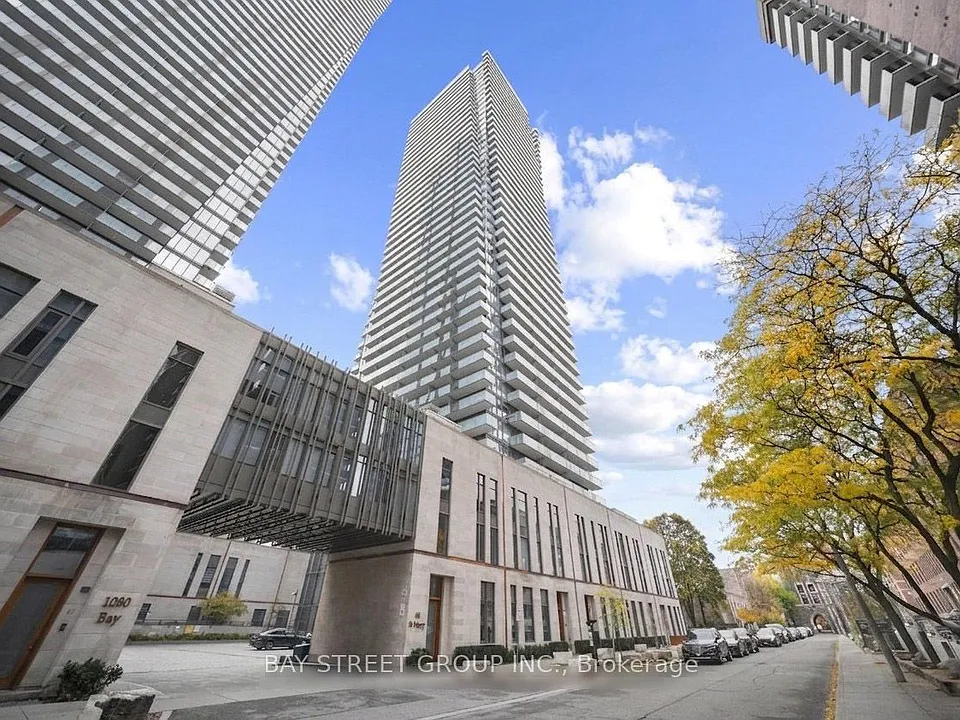 65 Saint Mary St #2910